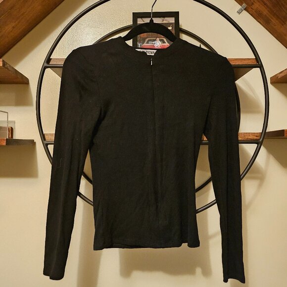 Joah Brown Invisible Zip Long Sleeve - Picture 3 of 6
